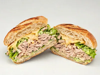 Baguette mit Thunfisch