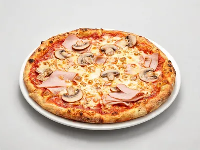 Pizza Schinken Pilze